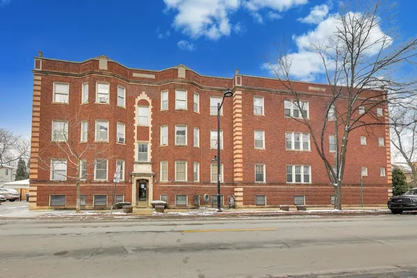 $150,000 | 36 Harrison Street, Unit 2, Oak Park, IL 60304
