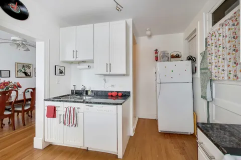 $150,000 | 36 Harrison Street, Unit 2, Oak Park, IL 60304