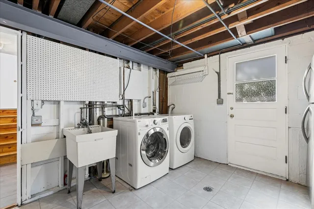 $524,500 | 1605 East Frederick Street, Arlington Heights, IL 60004