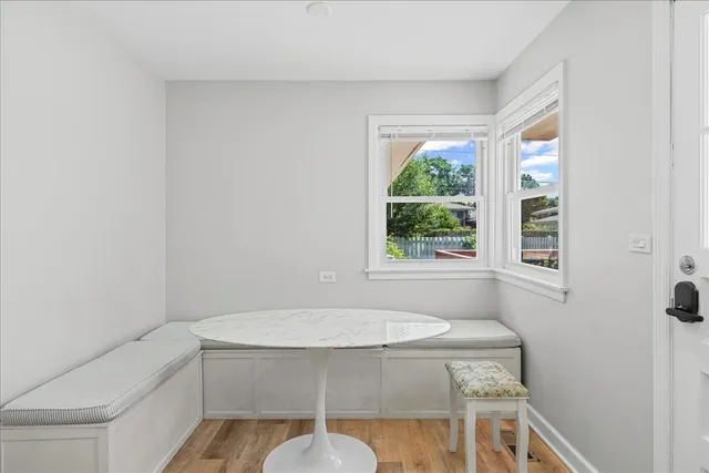 $524,500 | 1605 East Frederick Street, Arlington Heights, IL 60004