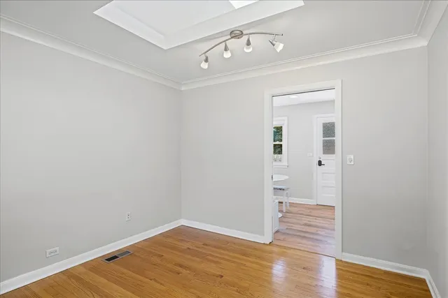 $524,500 | 1605 East Frederick Street, Arlington Heights, IL 60004