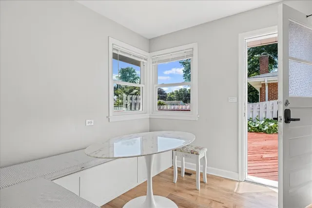 $524,500 | 1605 East Frederick Street, Arlington Heights, IL 60004