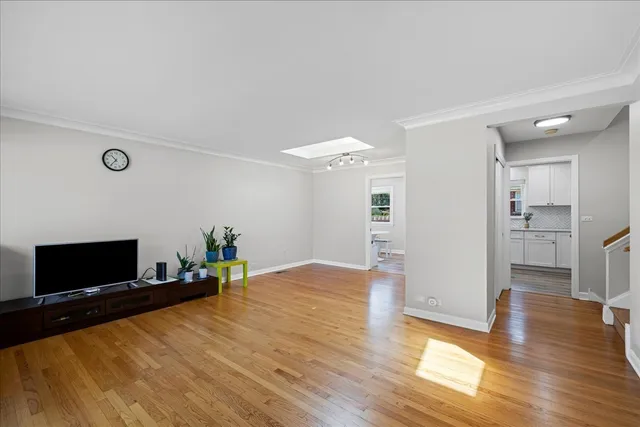 $524,500 | 1605 East Frederick Street, Arlington Heights, IL 60004