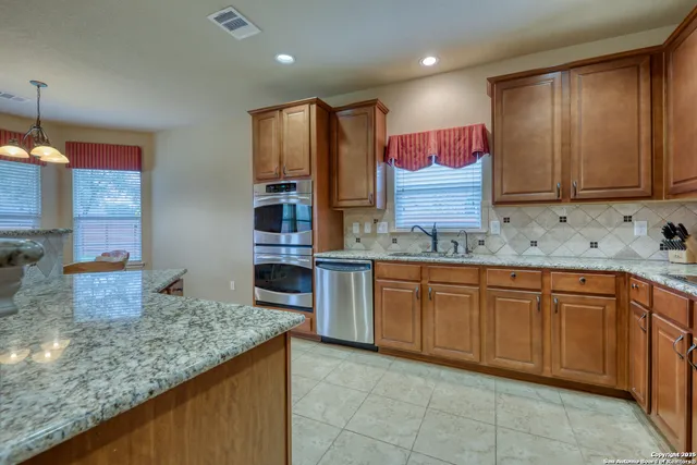 $465,000 | 909 Armour Drive, Cibolo, TX 78108