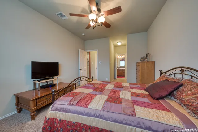 $465,000 | 909 Armour Drive, Cibolo, TX 78108