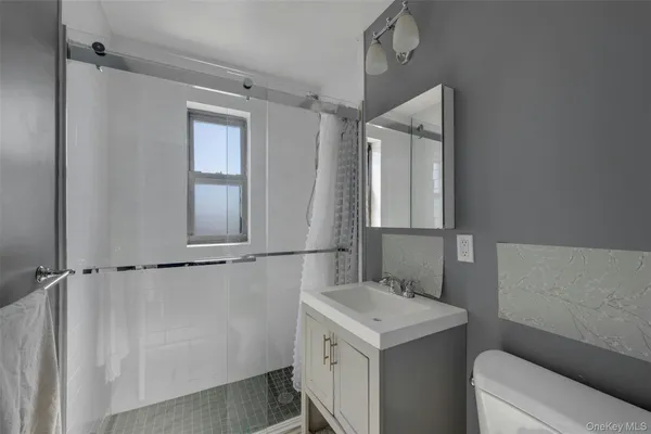 $379,000 | 620 Pelham Road, Unit 3C, New Rochelle, NY 10805