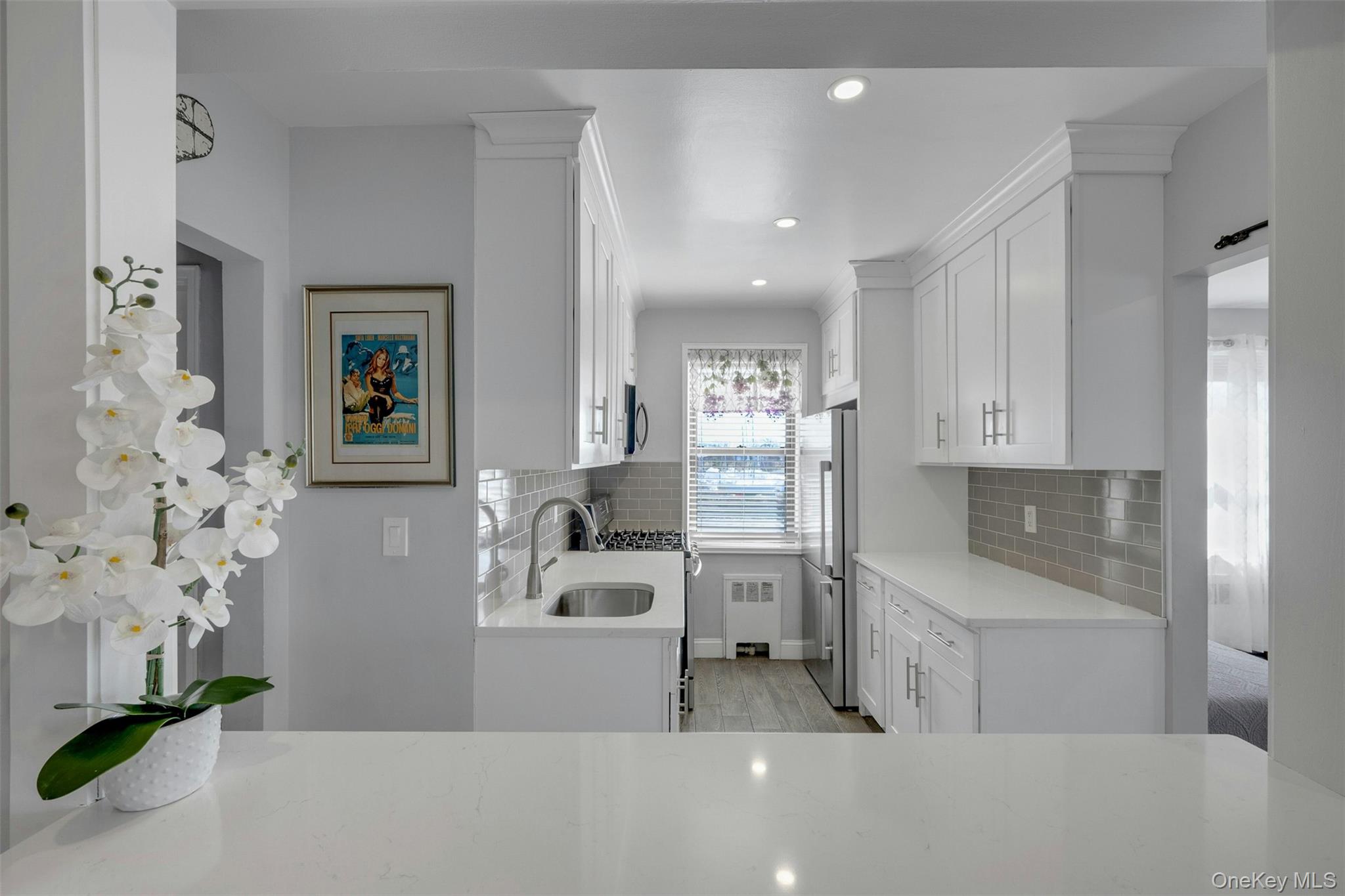 620 Pelham Road, Unit 3C New Rochelle, NY 10805 - Photo 2 of 32 Bright Kitchen with natural light