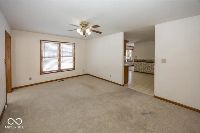 $297,500 | 3206 Thomas Trace, Columbus, IN 47203