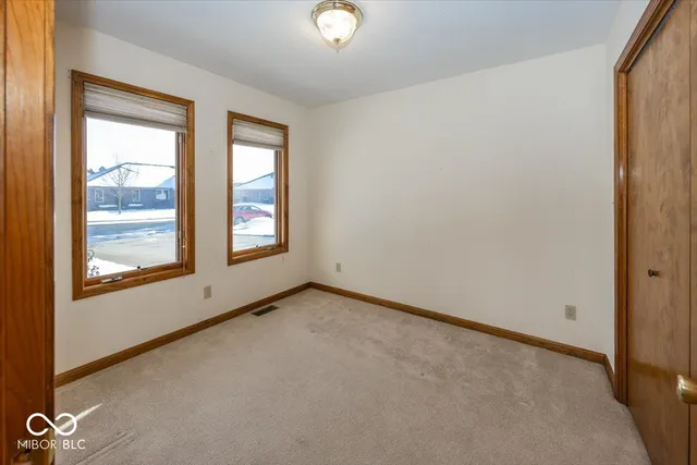 $297,500 | 3206 Thomas Trace, Columbus, IN 47203