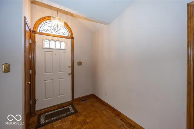 $297,500 | 3206 Thomas Trace, Columbus, IN 47203