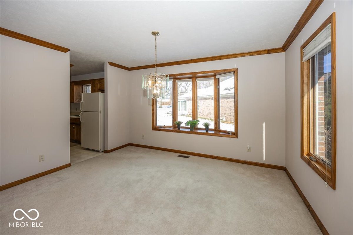 3206 Thomas Trace Columbus, IN 47203 - Photo 8 of 28