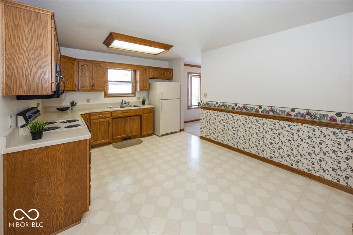 3206 Thomas Trace Columbus, IN 47203 - Photo 10 of 28