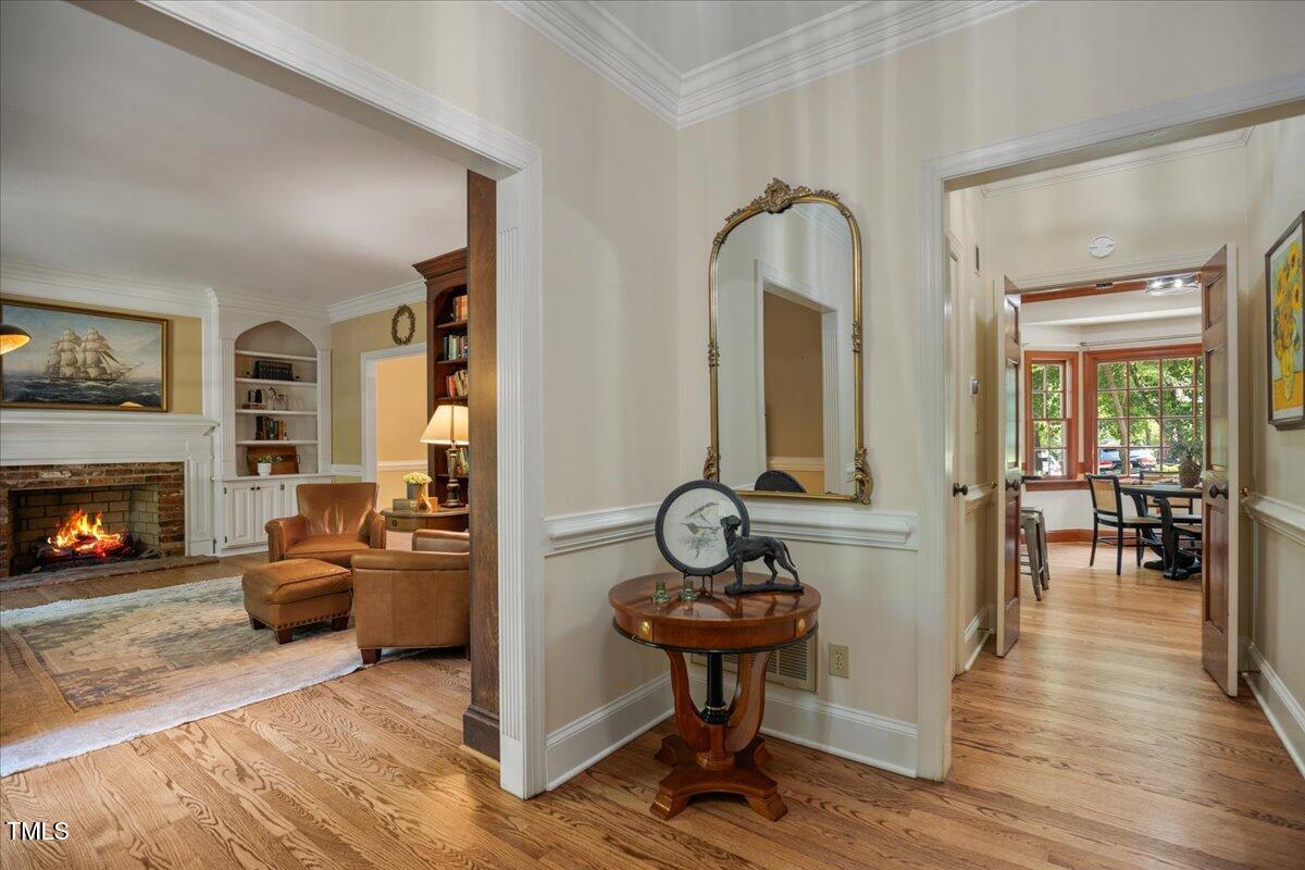 2124 Fallon Oaks Court Raleigh, NC 27608 - Photo 6 of 36 12-IMG_5041