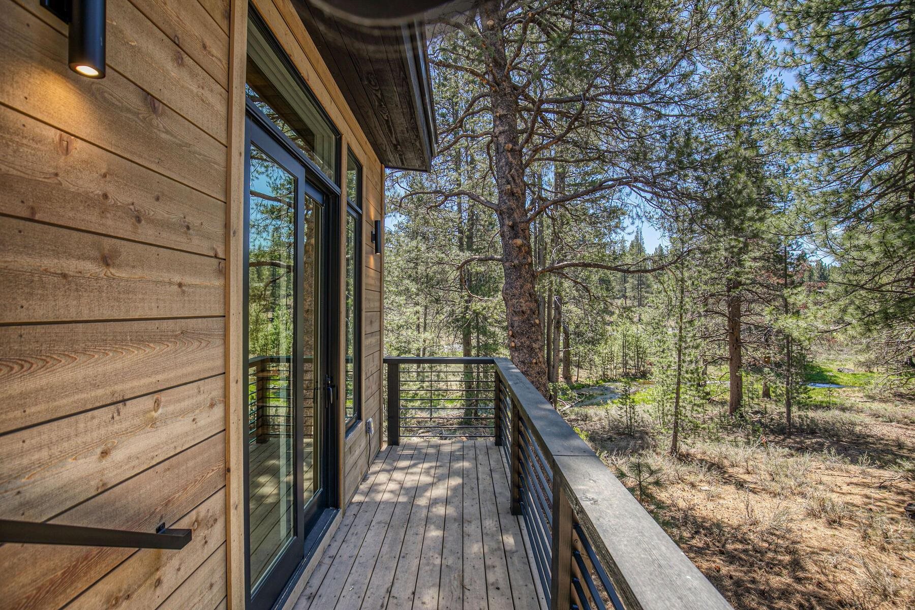 11191 Ghirard Road Truckee, CA 96161 - Photo 14 of 21