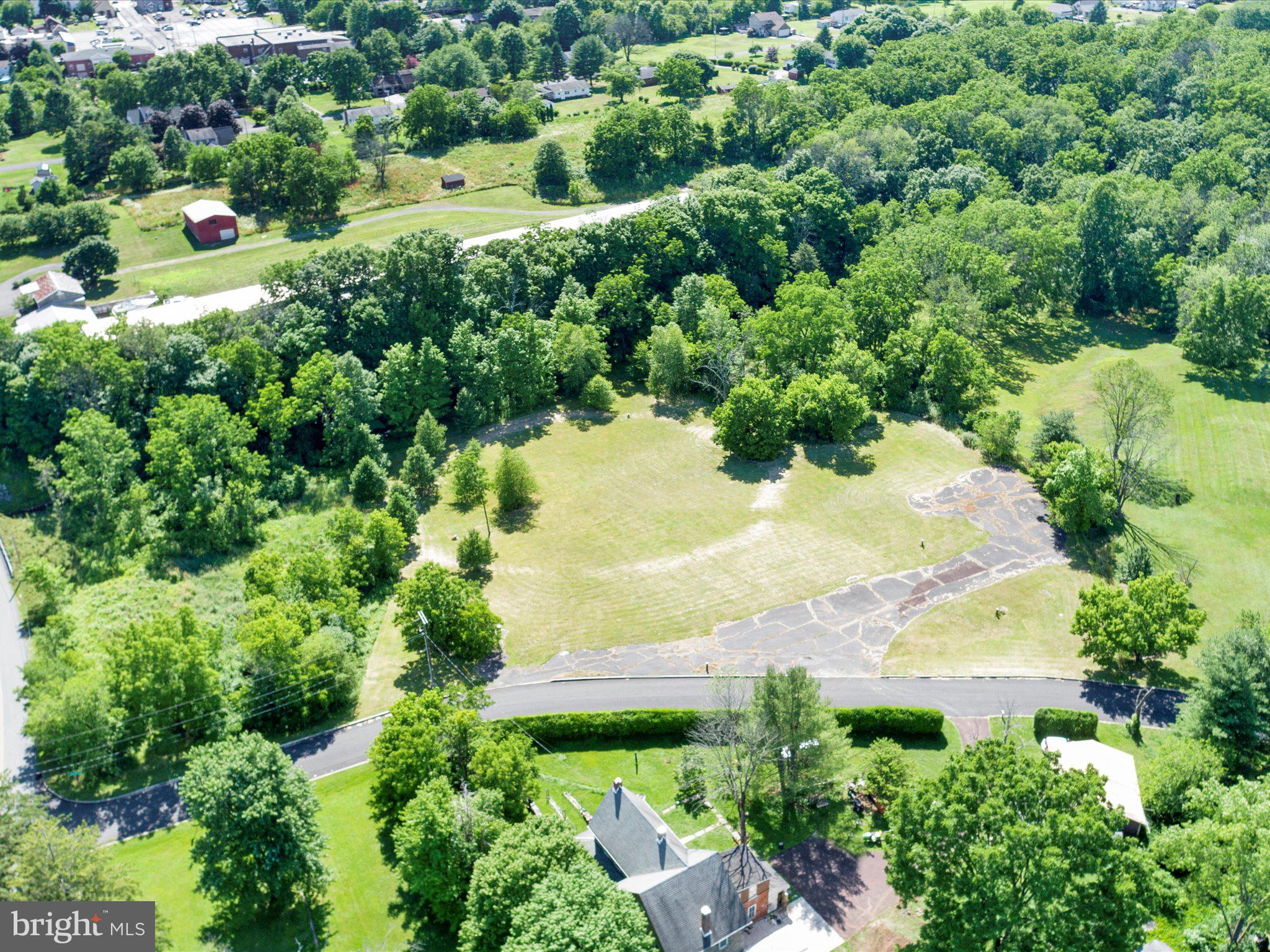 1400 Spring Valley Road East Greenville, PA 18041 - Photo 12 of 24 Gallery Image 12