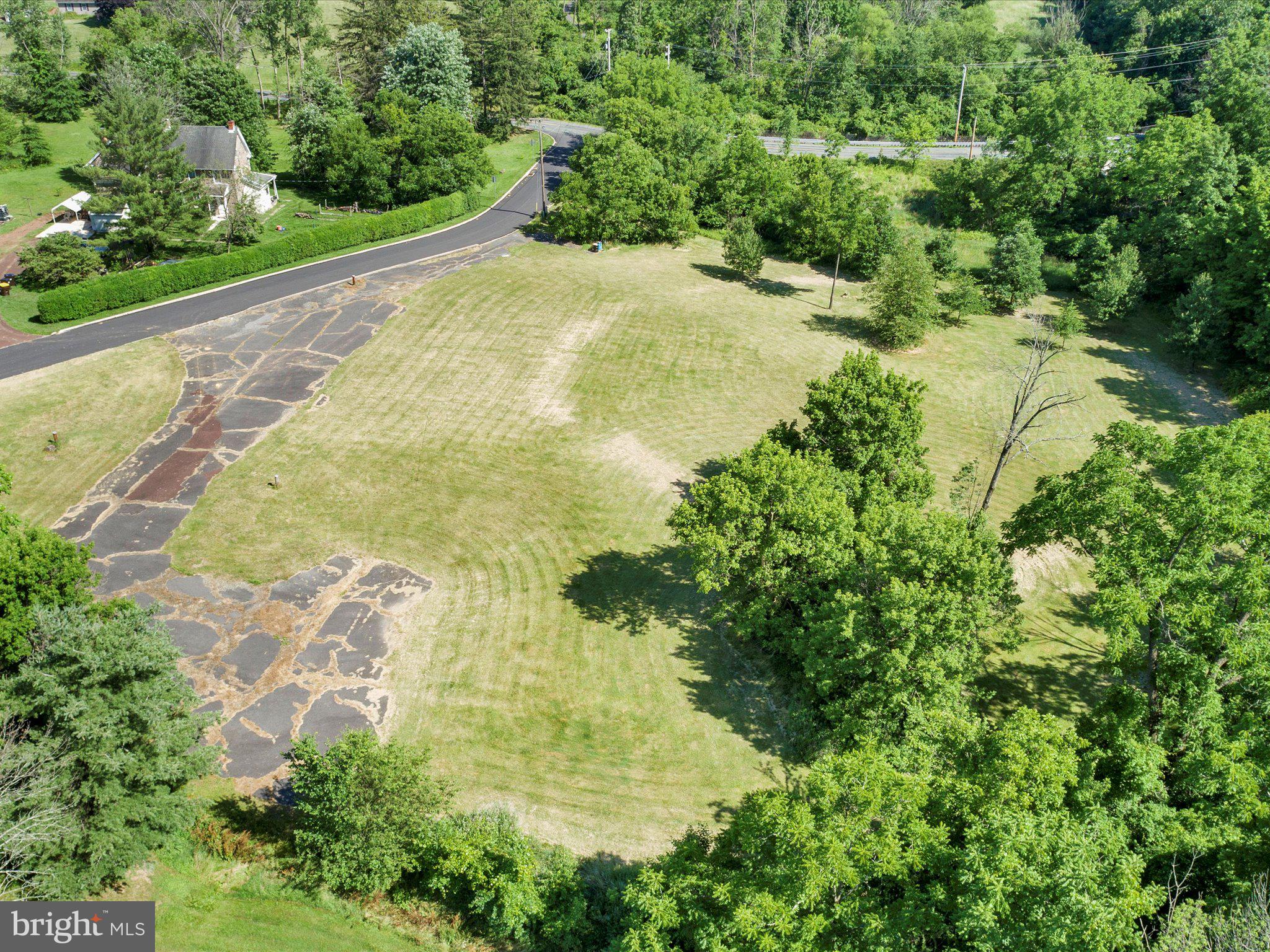1400 Spring Valley Road East Greenville, PA 18041 - Photo 23 of 24 Gallery Image 23
