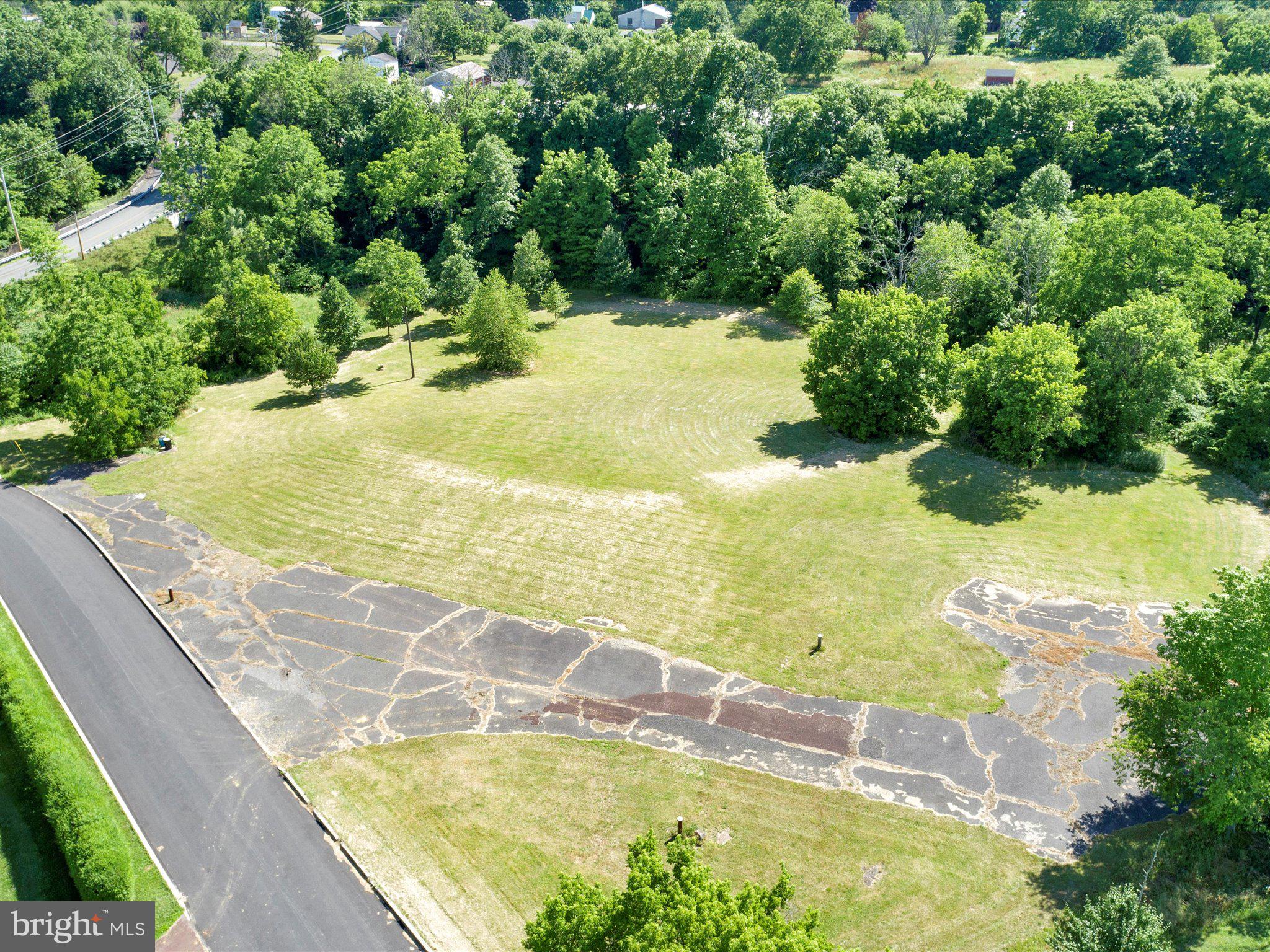 1400 Spring Valley Road East Greenville, PA 18041 - Photo 24 of 24 Gallery Image 24