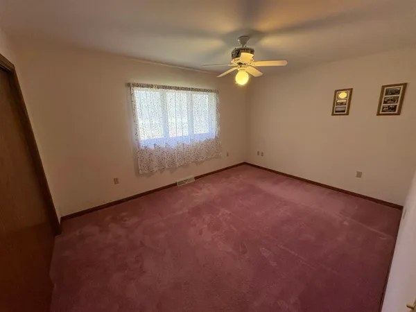$549,900 | W9221 Amber Lane, Clintonville, WI 54929
