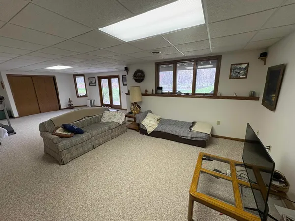 $549,900 | W9221 Amber Lane, Clintonville, WI 54929