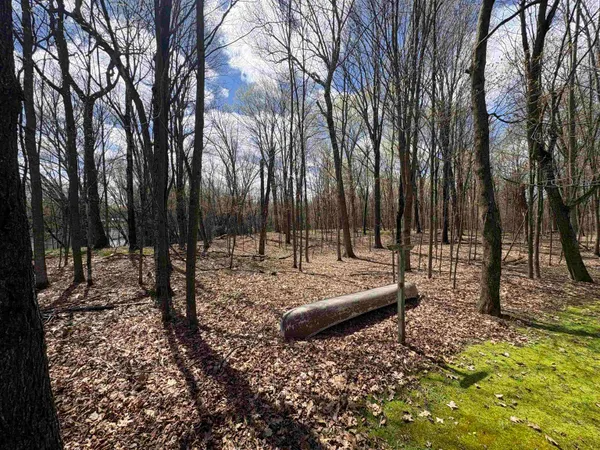 $549,900 | W9221 Amber Lane, Clintonville, WI 54929