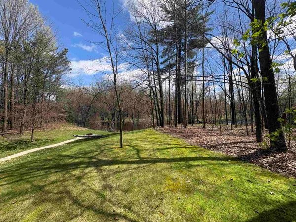 $549,900 | W9221 Amber Lane, Clintonville, WI 54929