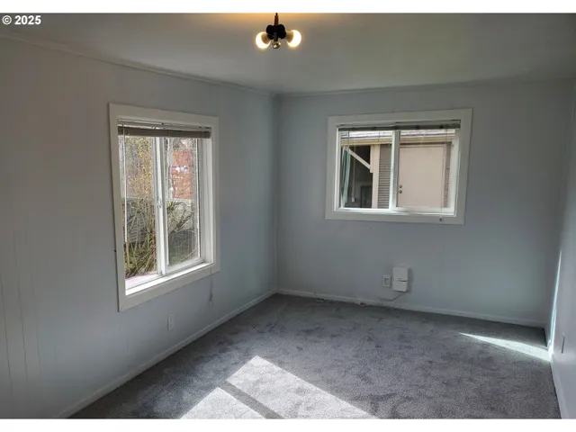 $395,000 | 21 Northeast 5th Street, Gresham, OR 97030