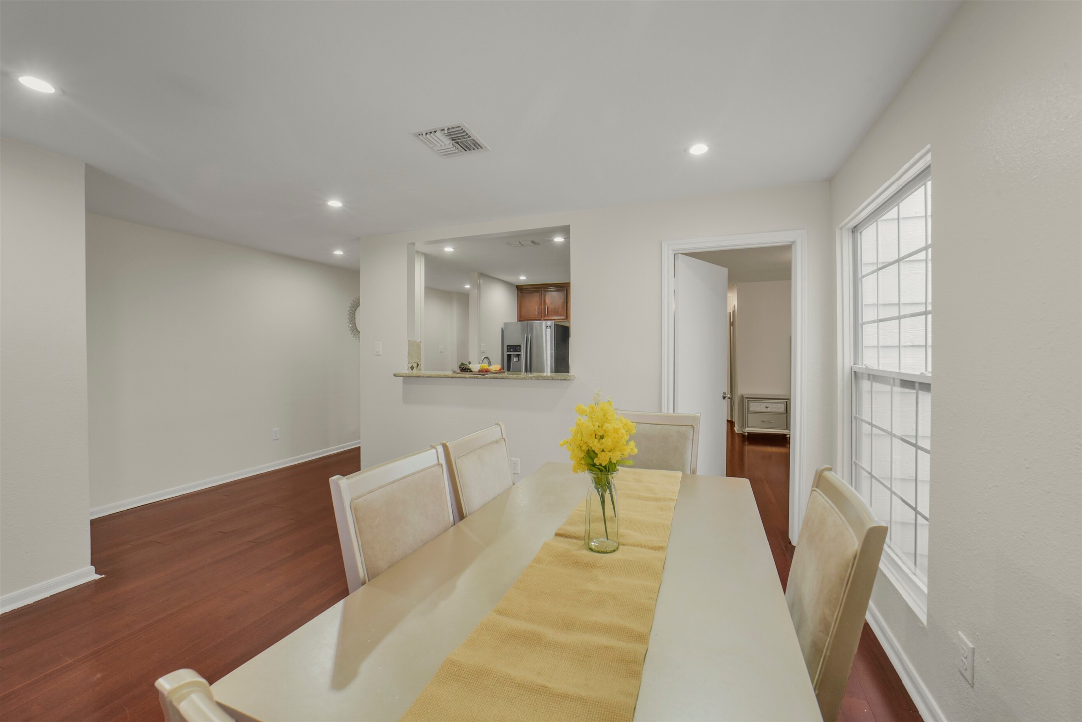5707 Innsbruck Street Bellaire, TX 77401 - Photo 13 of 35