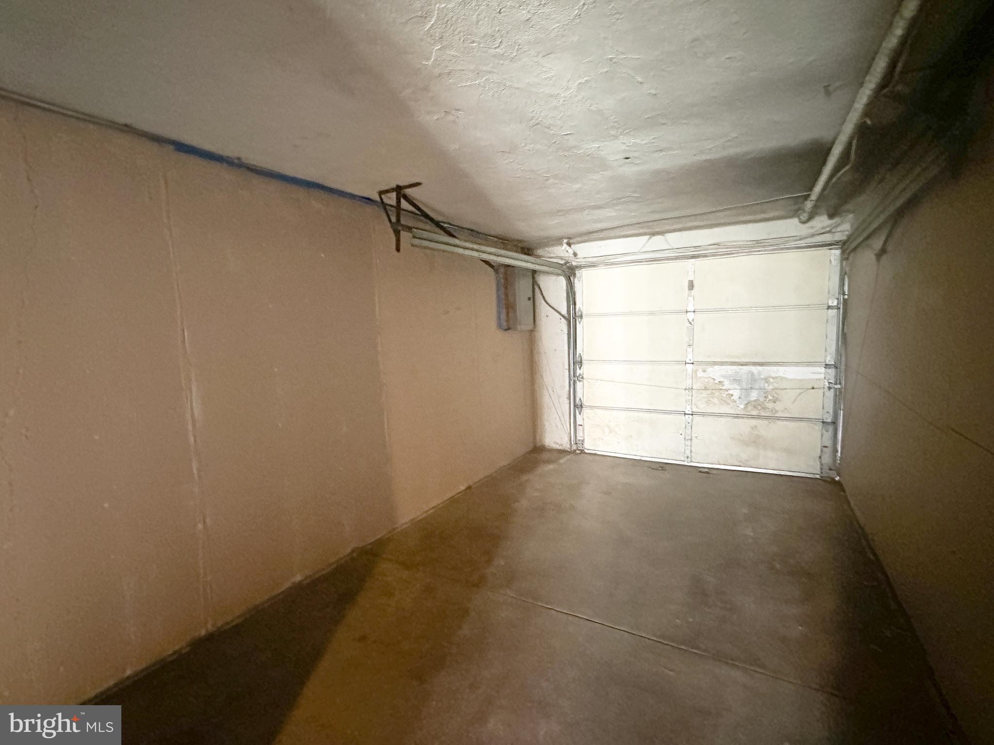 7408 Rugby Street Philadelphia, PA 19138 - Photo 28 of 33 Basement Garage