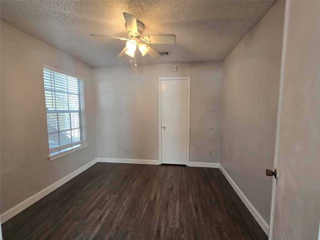 4304 Duval Road, Unit A Austin, TX 78759 - Photo 4 of 20