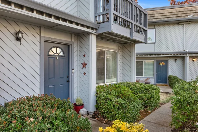 $314,900 | 2515 Merrychase Drive, Unit F, Cameron Park, CA 95682
