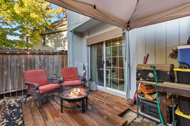 $314,900 | 2515 Merrychase Drive, Unit F, Cameron Park, CA 95682