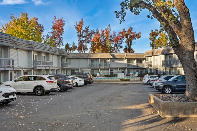 $314,900 | 2515 Merrychase Drive, Unit F, Cameron Park, CA 95682