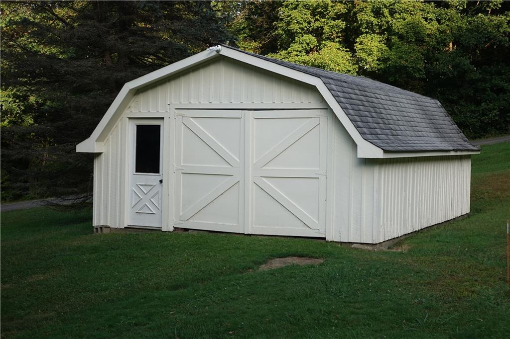 140 Pinehurst Road Butler, PA 16001 - Photo 18 of 25 2 Car Garage