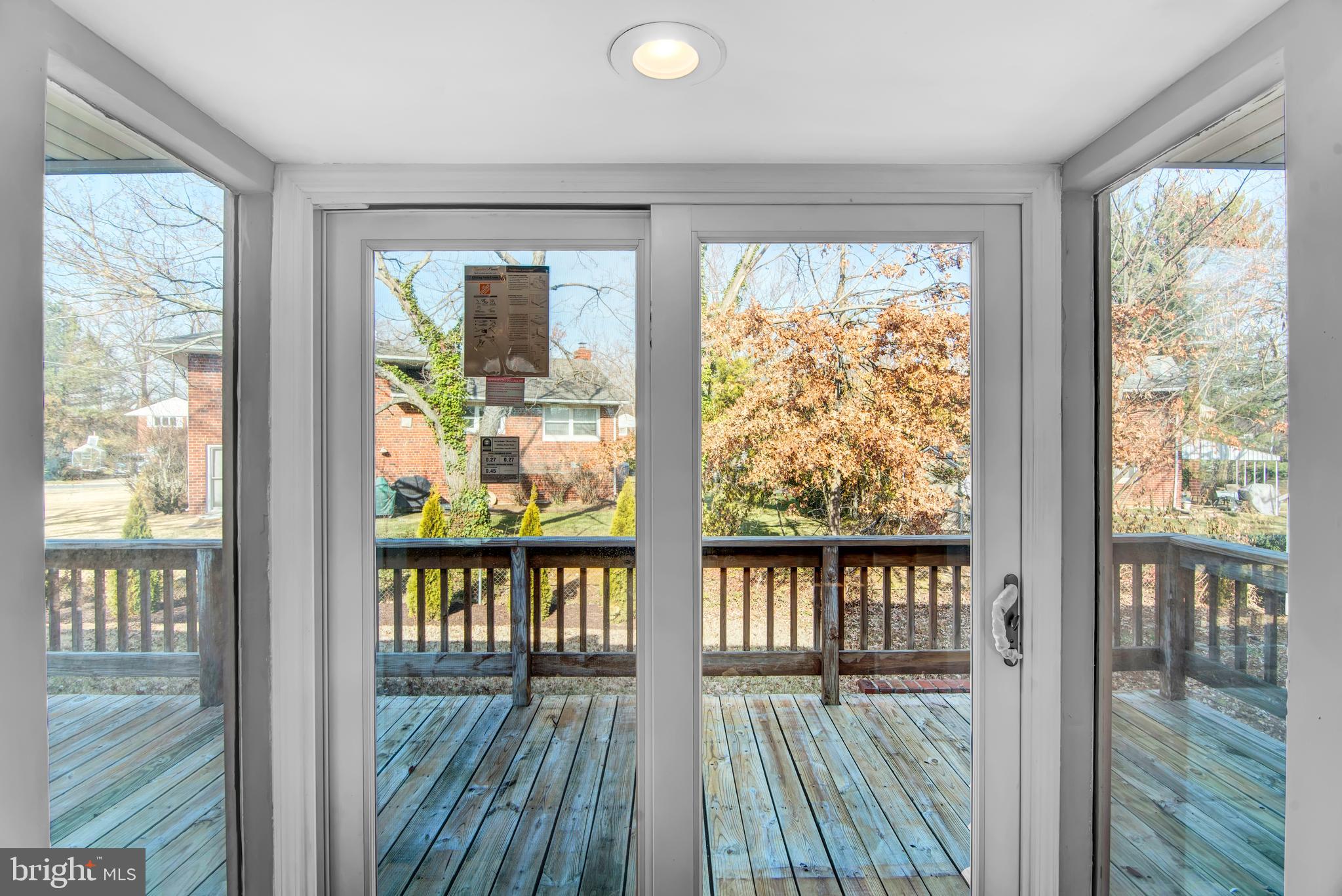3806 Towanda Road Alexandria, VA 22303 - Photo 24 of 63 Eat in area of kitchen opens to large deck