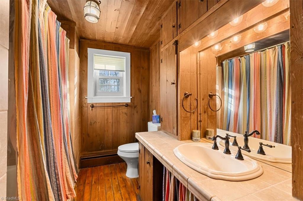 538 Plainfield Road Greensboro, NC 27455 - Photo 18 of 39 Gallery Image 18