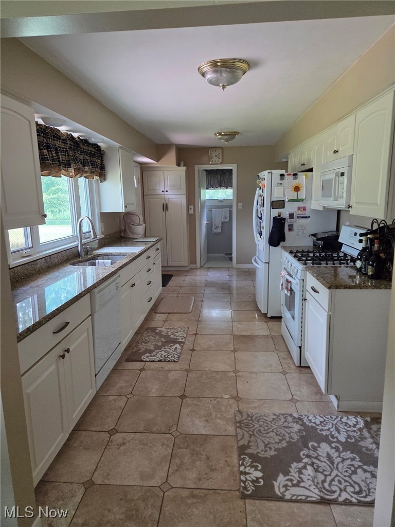 10305 Broadview Road Broadview Heights, OH 44147 - Photo 2 of 23