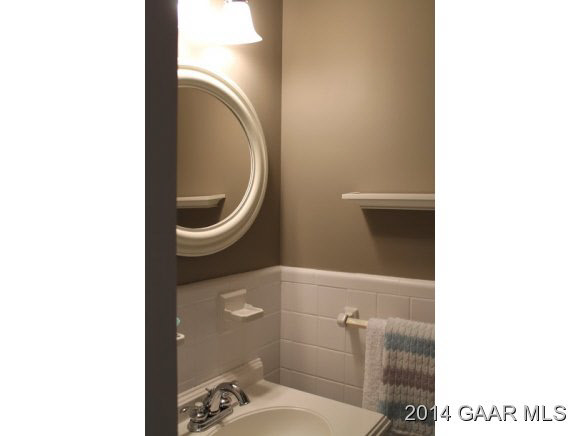 1201 Chatham Road Waynesboro, VA 22980 - Photo 12 of 25 Gallery Image 12