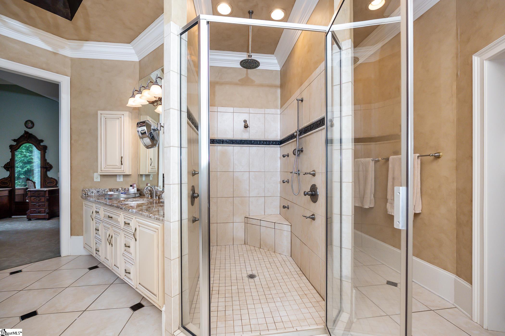 600 High View Court Seneca, SC 29672 - Photo 24 of 36