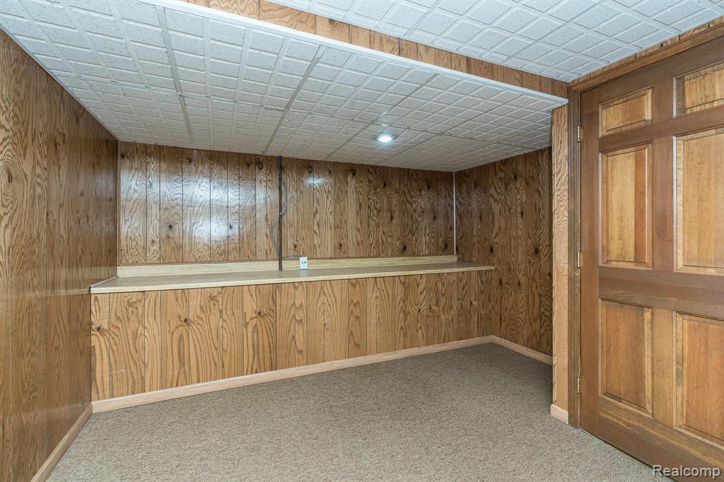 41100 Coventry Road Novi, MI 48375 - Photo 36 of 48
