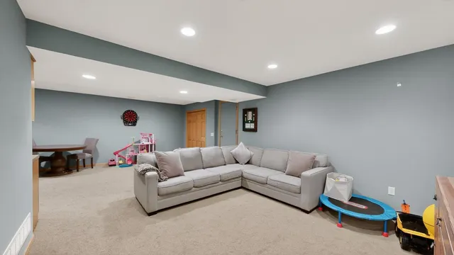 $619,999 | 13732 Ashcroft Road, Savage, MN 55378