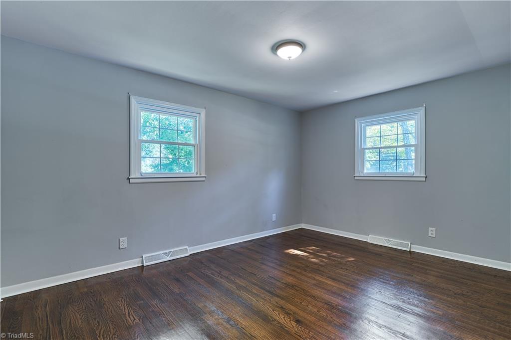 2112 Mack Road Asheboro, NC 27205 - Photo 9 of 28 Gallery Image 9