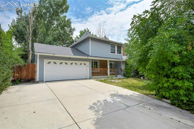 644 Red Cliff Road Colorado Springs, CO 80906 - Photo 3 of 38