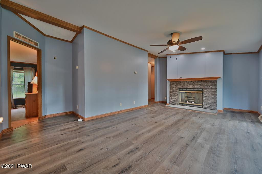 33 Oakview Lane Waymart, PA 18472 - Photo 11 of 65