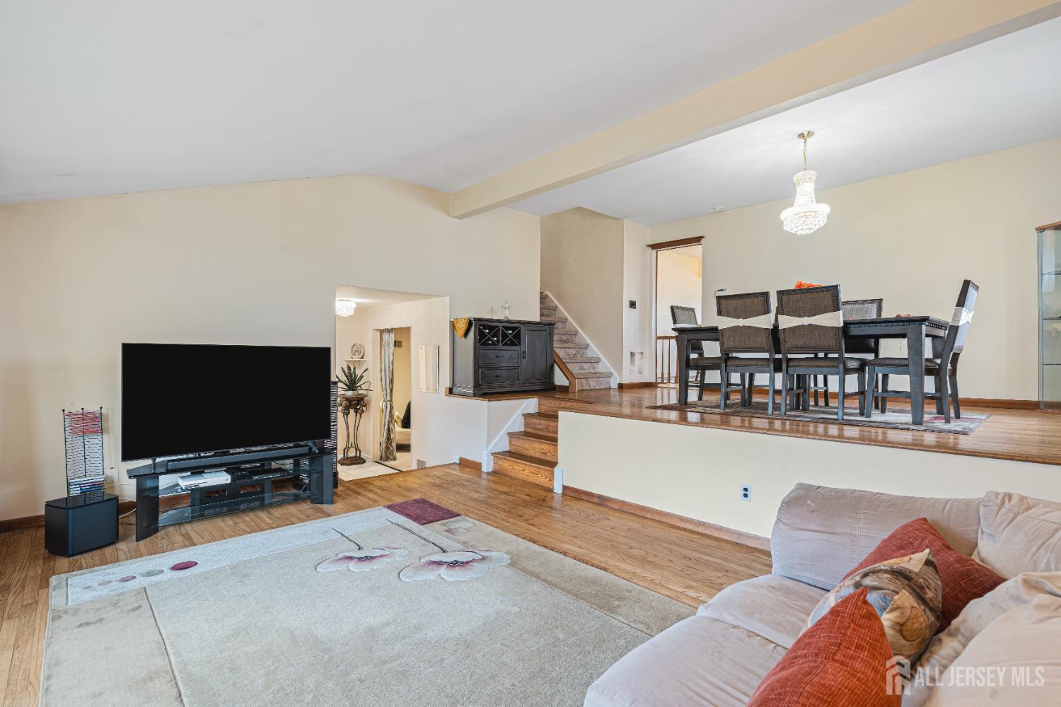 1208 Omaha Road North Brunswick, NJ 08902 - Photo 5 of 60 Gallery Image 5