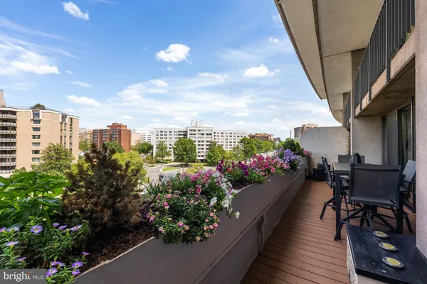 $835,000 | 2510 Virginia Avenue Northwest, Unit 710N, Washington, DC 20037