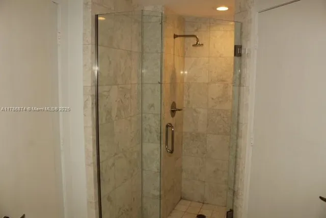 $8,500 | 1331 Brickell Bay Drive, Unit 3203, Miami, FL 33131