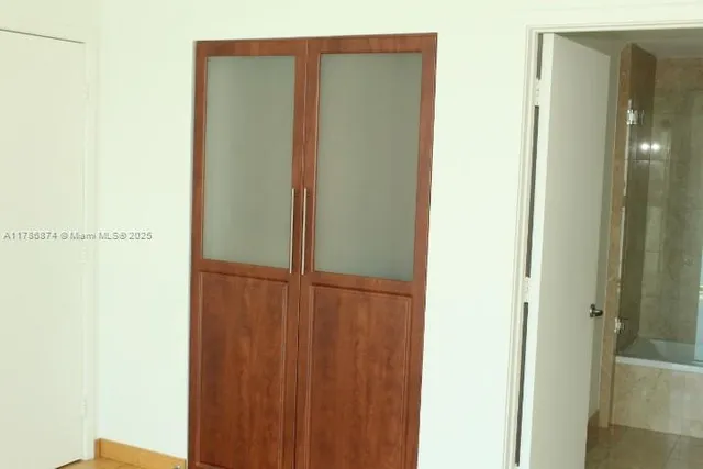 $8,500 | 1331 Brickell Bay Drive, Unit 3203, Miami, FL 33131