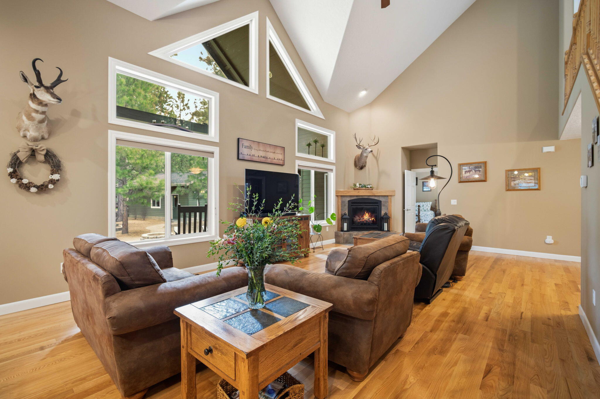 14234 Whitewater Loop La Pine, OR 97739 - Photo 9 of 62 32-web-or-mls-14234 Whitewater Loop-5
