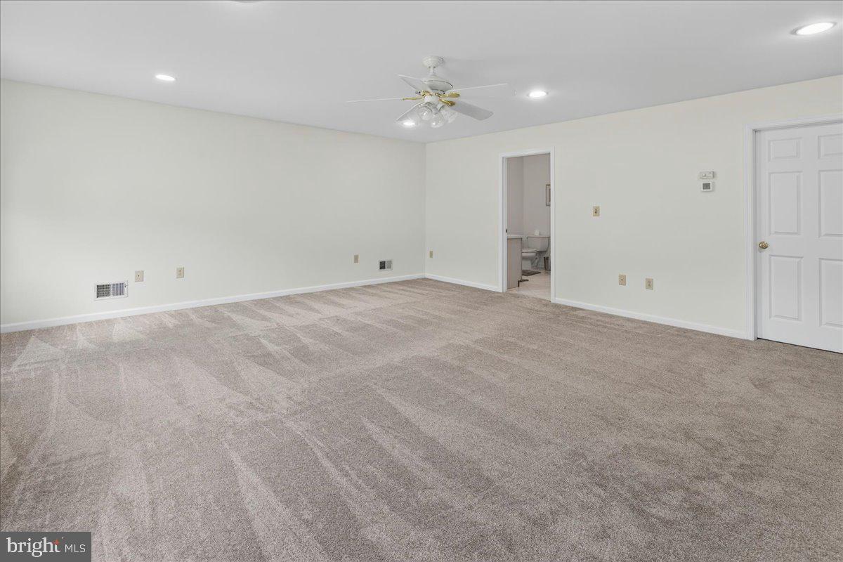 1491 Kuser Road Hamilton, NJ 08619 - Photo 22 of 42