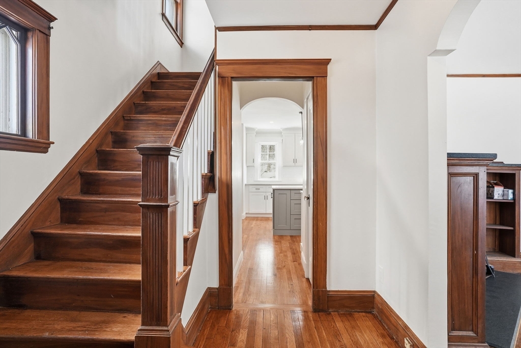 28 Brook Road Quincy, MA 02169 - Photo 18 of 38